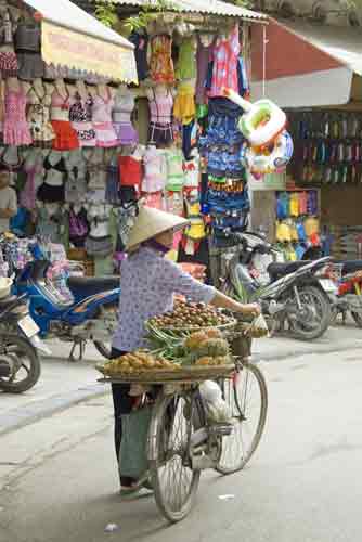 fruit seller-AsiaPhotoStock