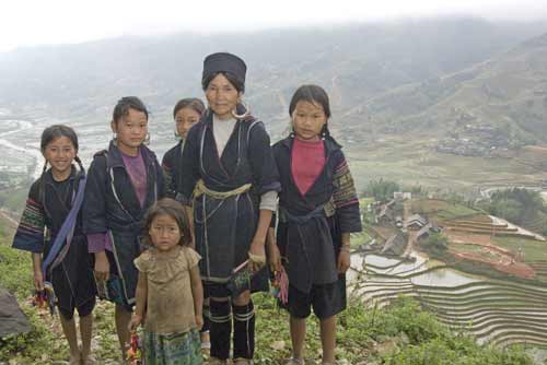 hmong youngsters-AsiaPhotoStock