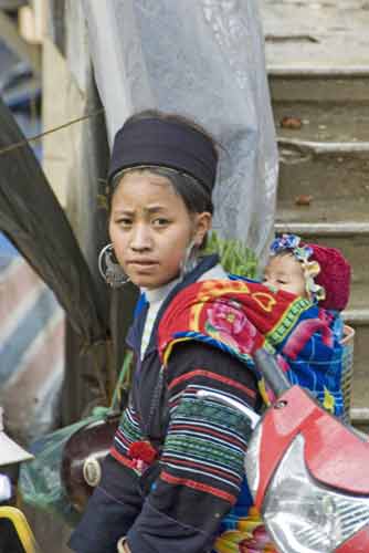 hmong mother-AsiaPhotoStock