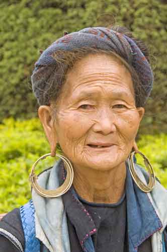 hmong elderly lady-AsiaPhotoStock