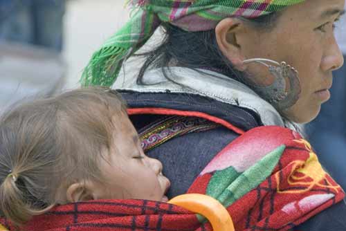 zay mother and child-AsiaPhotoStock