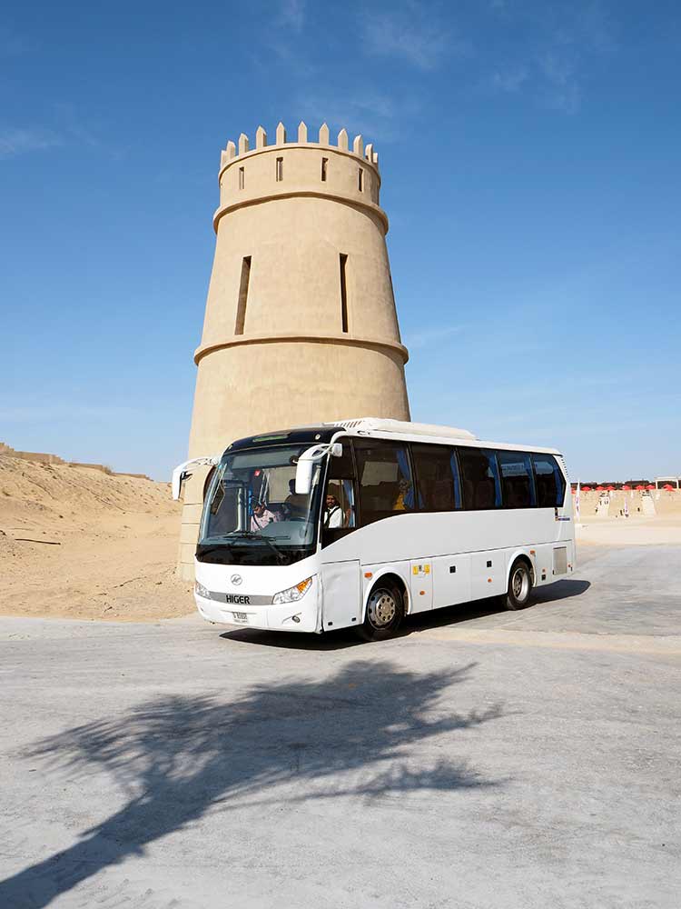 HIGER bus Dubai-AsiaPhotoStock