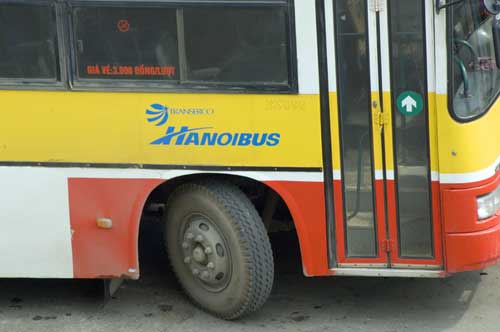 hanoi bus-AsiaPhotoStock