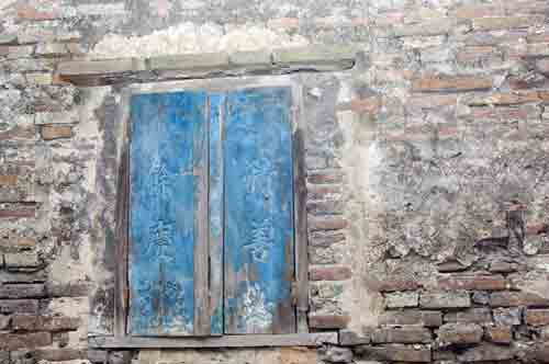 blue shutters-AsiaPhotoStock