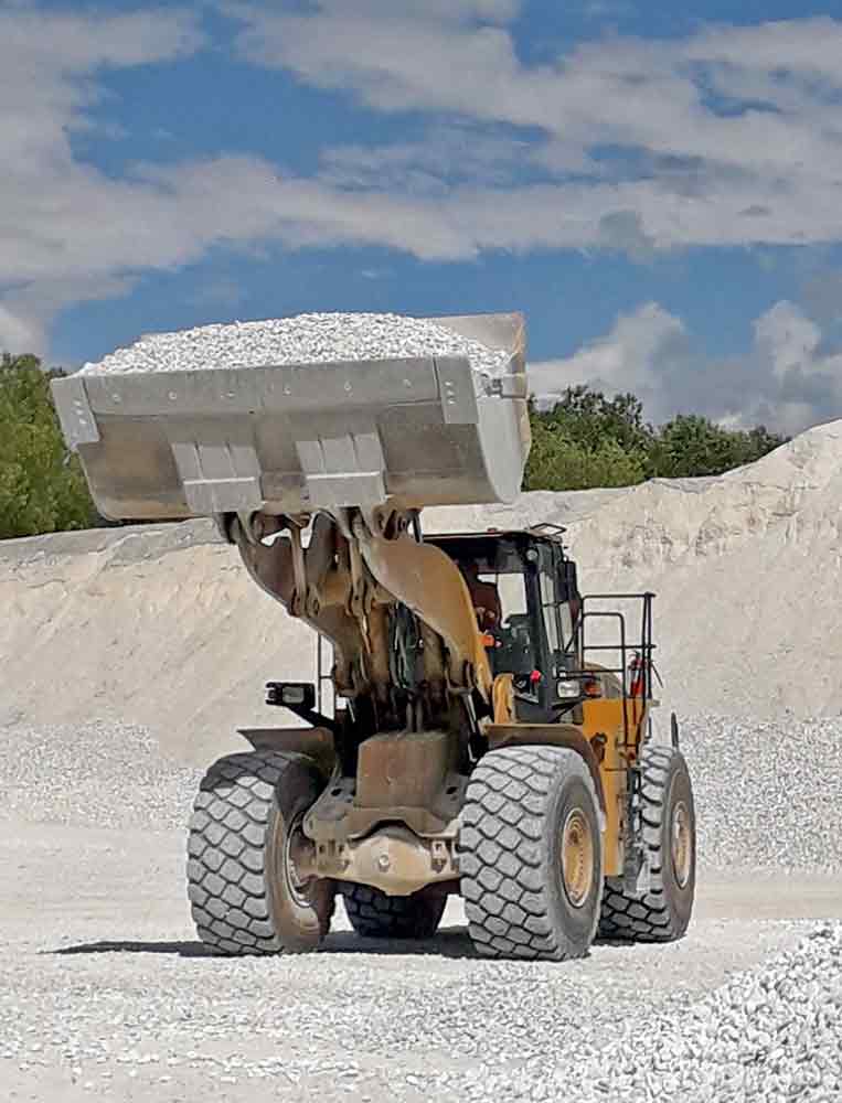 wheel loader-AsiaPhotoStock