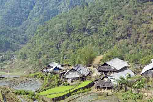 sinchai houses-AsiaPhotoStock