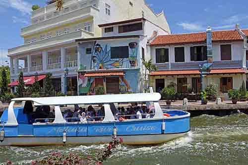 cruise melaka-AsiaPhotoStock