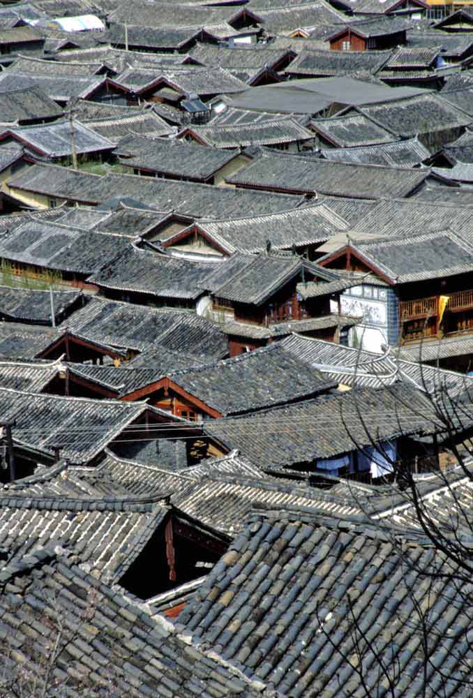 lijiang roofs-AsiaPhotoStock