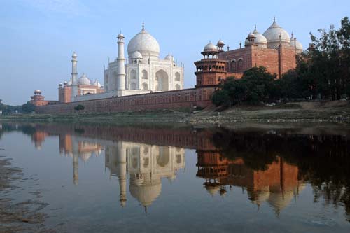 taj reflection-AsiaPhotoStock