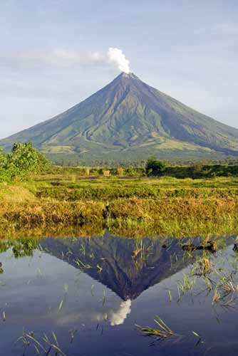 active volcanoe-AsiaPhotoStock