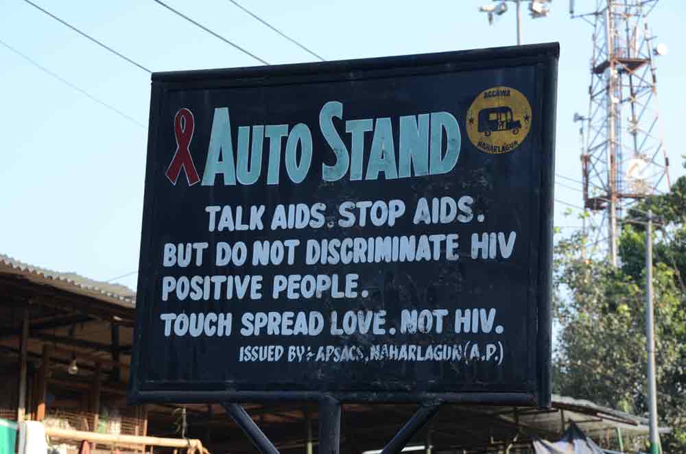 aids sign-AsiaPhotoStock