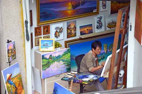 artist painting-AsiaPhotoStock