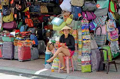 bag sales-AsiaPhotoStock