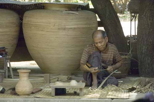 bamboo lacquer-AsiaPhotoStock