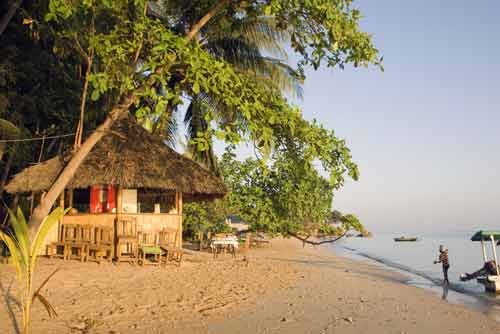 bar baucau-AsiaPhotoStock