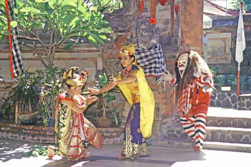 barong dancers-AsiaPhotoStock