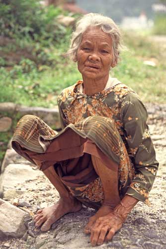 batak lady-AsiaPhotoStock