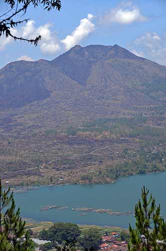 batur volcano-AsiaPhotoStock