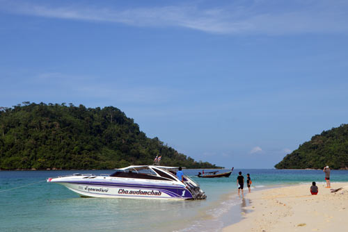 beach khai-AsiaPhotoStock