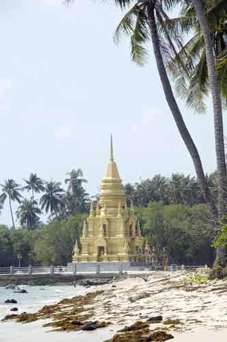 laem sor pagoda-AsiaPhotoStock