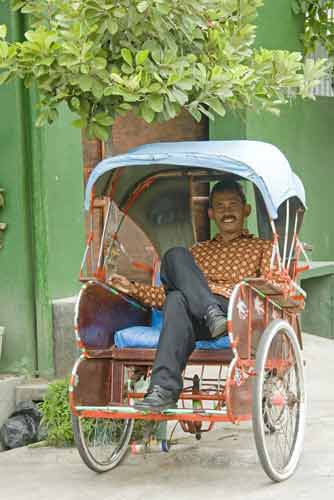 becak solo lane-AsiaPhotoStock