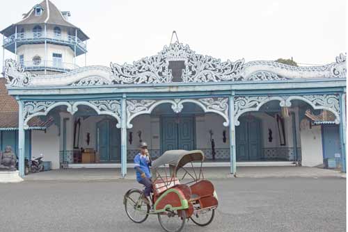 becak solo kraton-AsiaPhotoStock