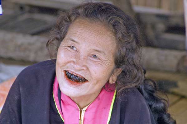 lahu smile-AsiaPhotoStock