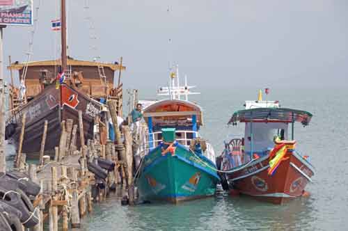 bophut fishing boats-AsiaPhotoStock
