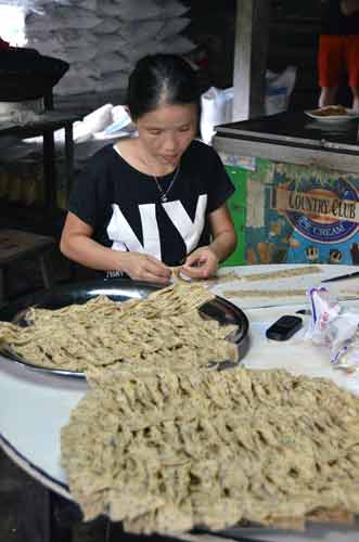 biscuit making-AsiaPhotoStock