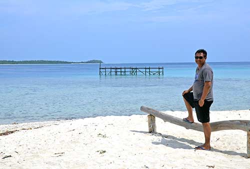 blue sea karimun jawa-AsiaPhotoStock