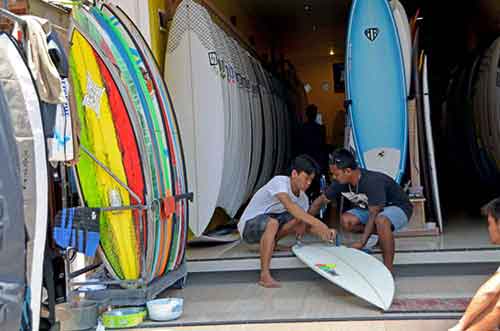 board working-AsiaPhotoStock