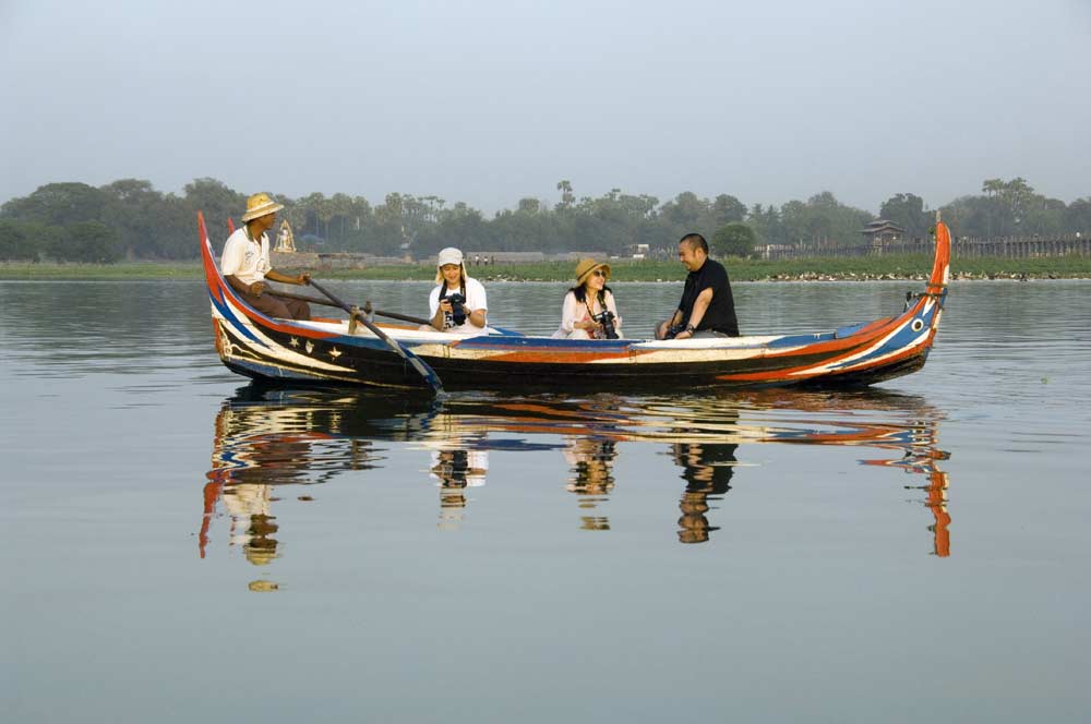 boat u-bein-AsiaPhotoStock