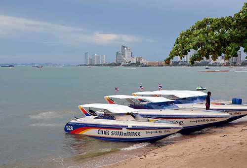 boats pattaya-AsiaPhotoStock