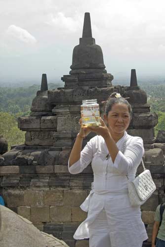 borobudur devotee-AsiaPhotoStock