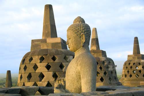 borobudur top level-AsiaPhotoStock