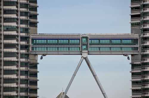 skybridge-AsiaPhotoStock