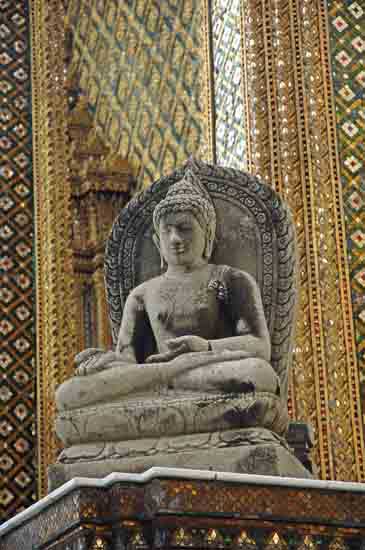 buddha seated-AsiaPhotoStock