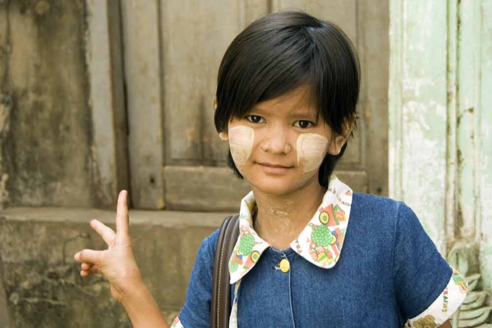 myanmar girl images. urmese girl