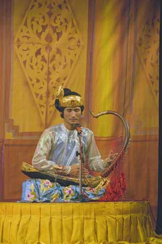 burmese musician-AsiaPhotoStock