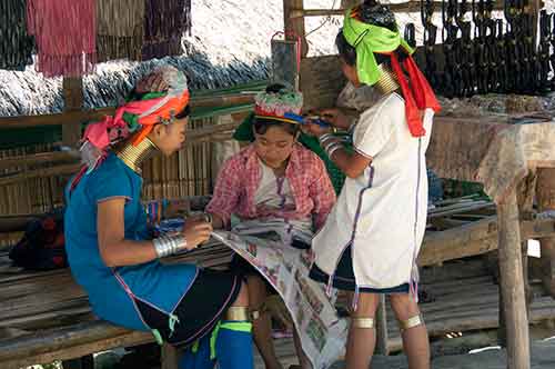 busy girls-AsiaPhotoStock