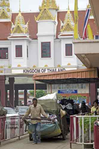 cambodian border-AsiaPhotoStock