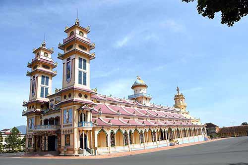 cao temple religion-AsiaPhotoStock