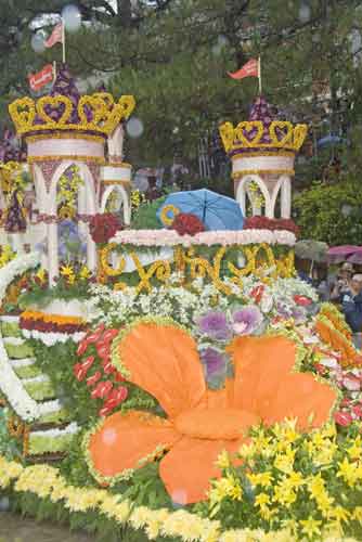 panagbenga flower float-AsiaPhotoStock