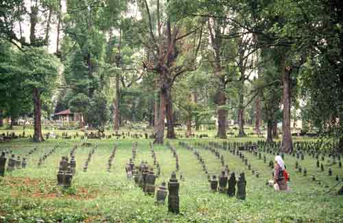 muslim cemetry malaysia-AsiaPhotoStock