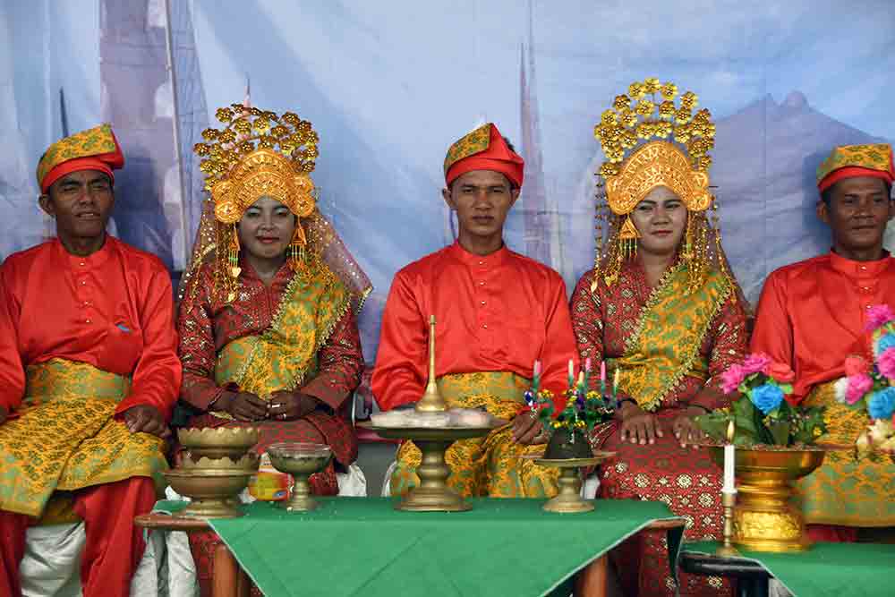 ceremony lingga-AsiaPhotoStock