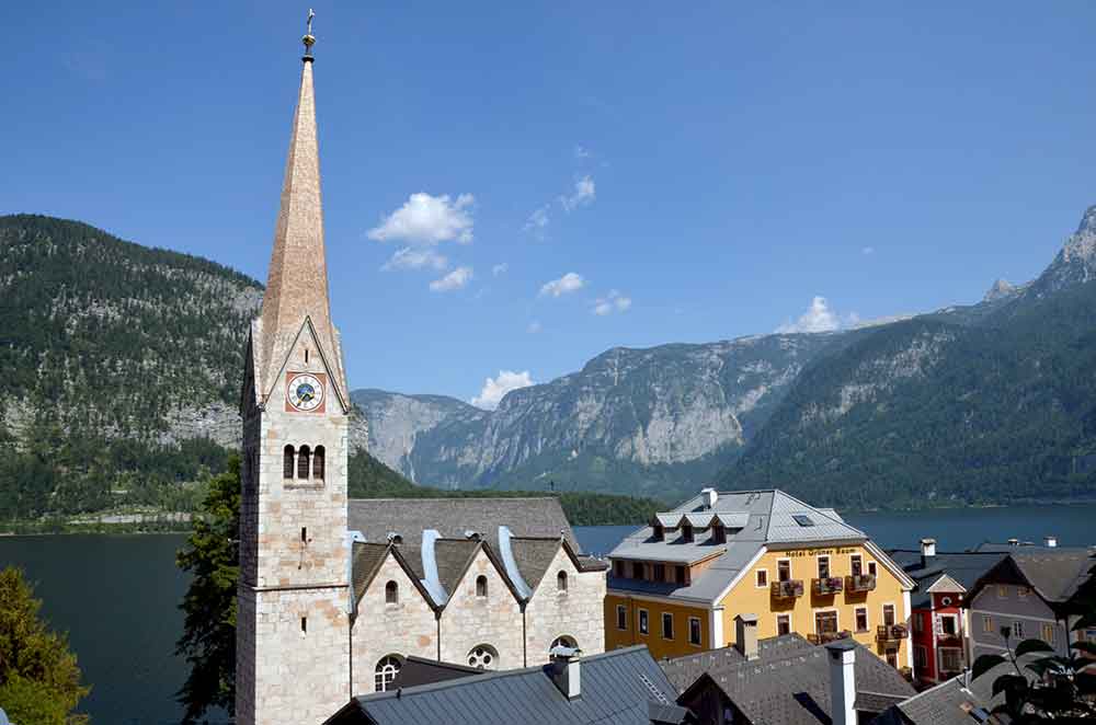 church halstatt-AsiaPhotoStock