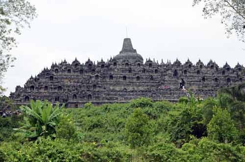 climbing borobudur-AsiaPhotoStock