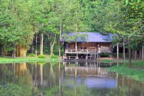 cottage chachanat-AsiaPhotoStock