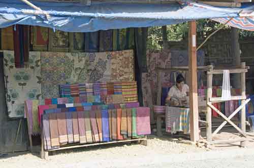 crafts woman-AsiaPhotoStock