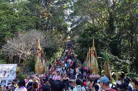 crowds-AsiaPhotoStock